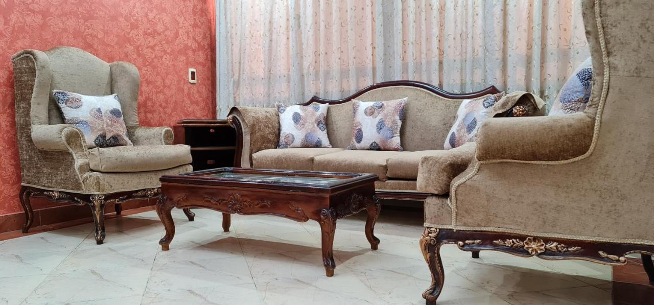 Comfy 3 Bedrooms Apartment In Cairo 96 Eksteriør billede